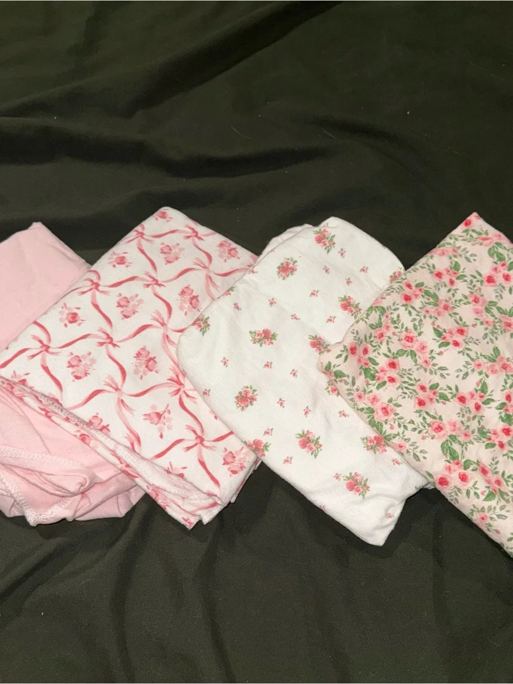 DC Girls Pink and White Floral Cotton bibs cloths - 4 Pack